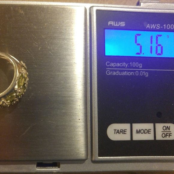 Chuck Clemency Sterling silver peridot daisy ring - Picture 5 of 7